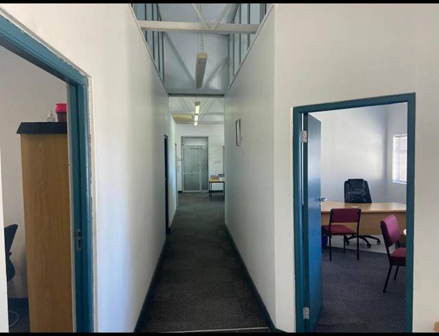 BUSINESS PROPERTY TO RENT IN NEWTON PARK